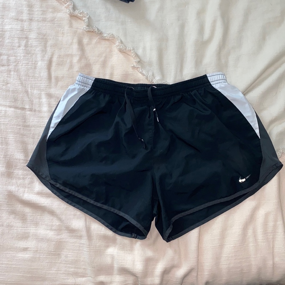 NIKE// Black Dri Fit Brief Lined Running Shorts